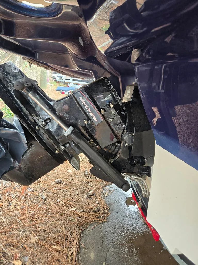 Slide: The Image of Sea Ray 200 Sundeck 2006 - 12