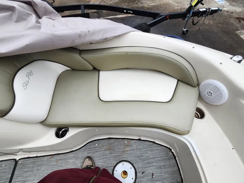 Slide: The Image of Sea Ray 200 Sundeck 2006 - 7