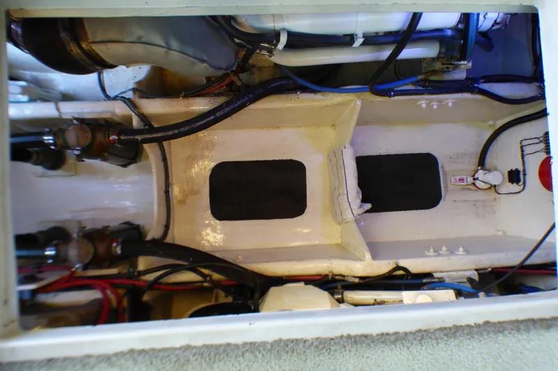 Slide: The Image of Maxum 4600 SCB 1997 - 60