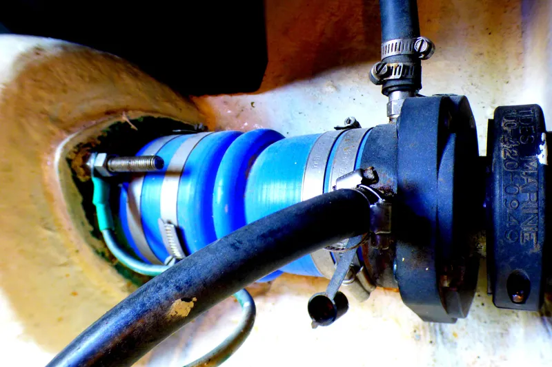 Slide: The Image of Maxum 4600 SCB 1997 - 66