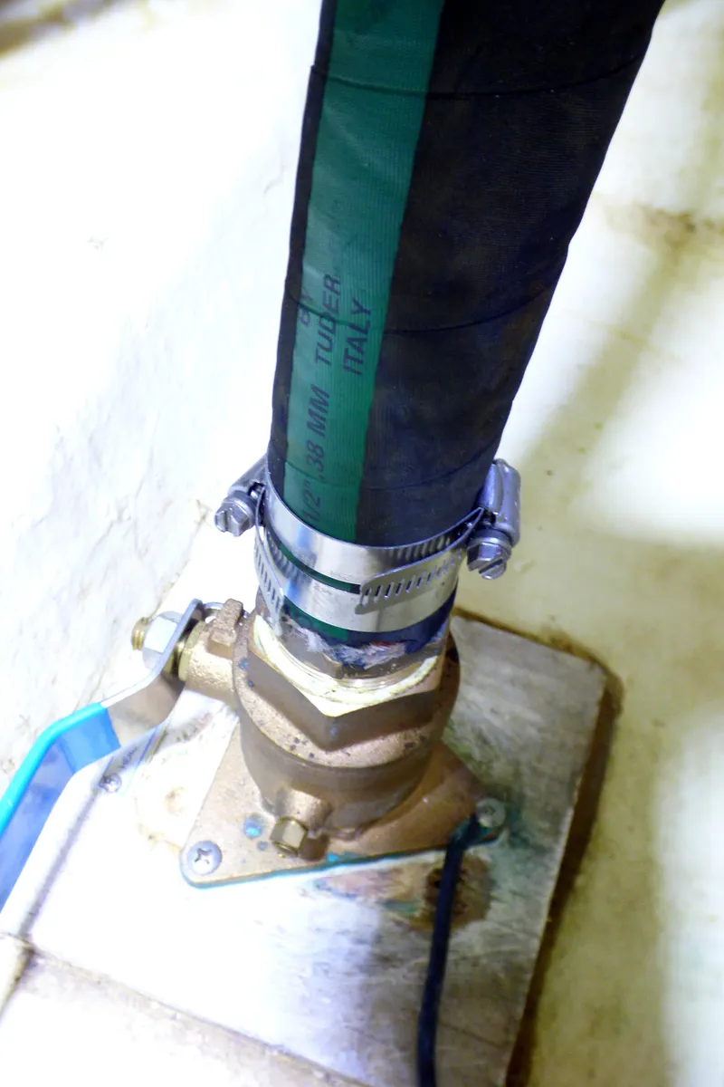 Slide: The Image of Maxum 4600 SCB 1997 - 67