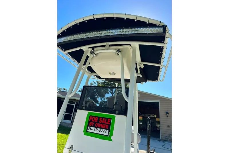 Slide: The Image of 1998 Sea Strike 18 CC boat for sale by owner, contact number displayed. - 6