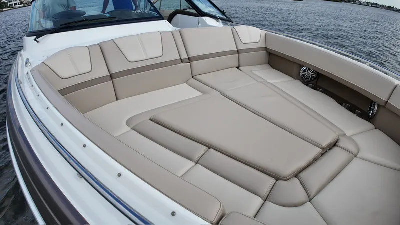 Slide: The Image of Formula 350 CBR 2016 - 27