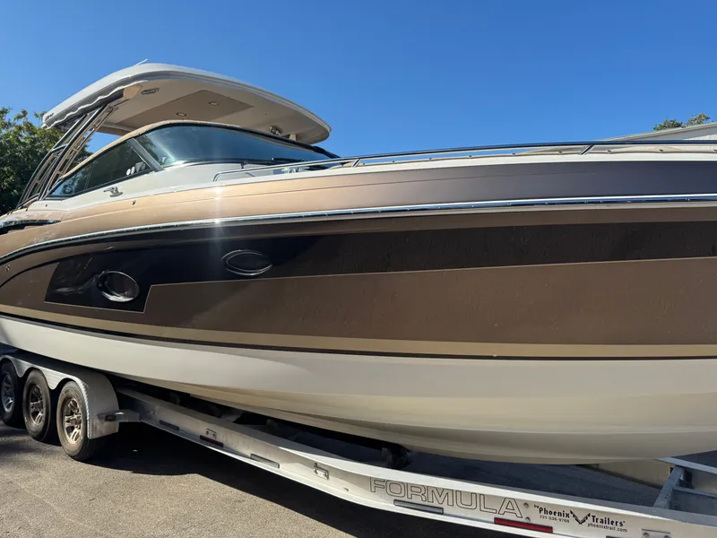 Slide: The Image of Formula 350 CBR 2016 - 36