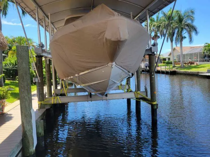 Slide: The Image of Formula 350 CBR 2016 - 40