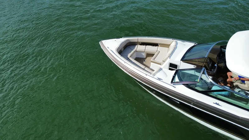 Slide: The Image of Formula 350 CBR 2016 - 6