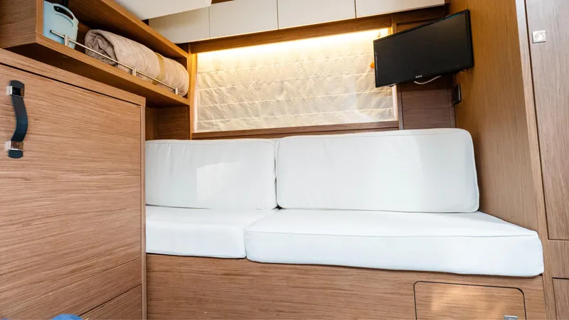 Slide: The Image of Jeanneau Leader 40 2019 - 63