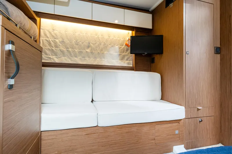 Slide: The Image of Jeanneau Leader 40 2019 - 64