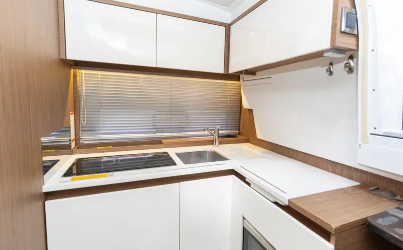 Slide: The Image of Jeanneau Leader 40 2019 - 70