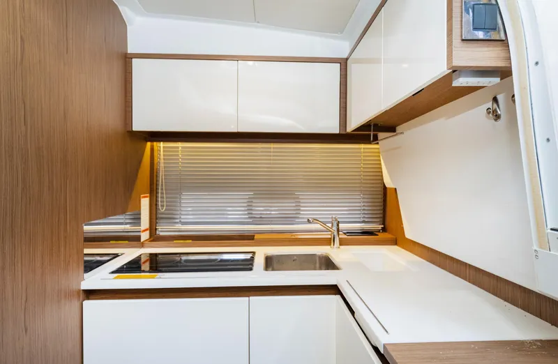 Slide: The Image of Jeanneau Leader 40 2019 - 71