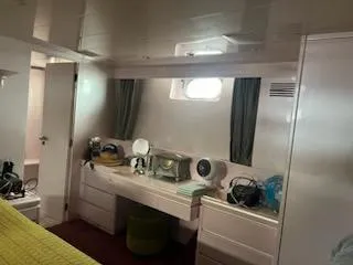 Slide: The Image of Versilcraft Challenger Motor Yacht 1990 - 52