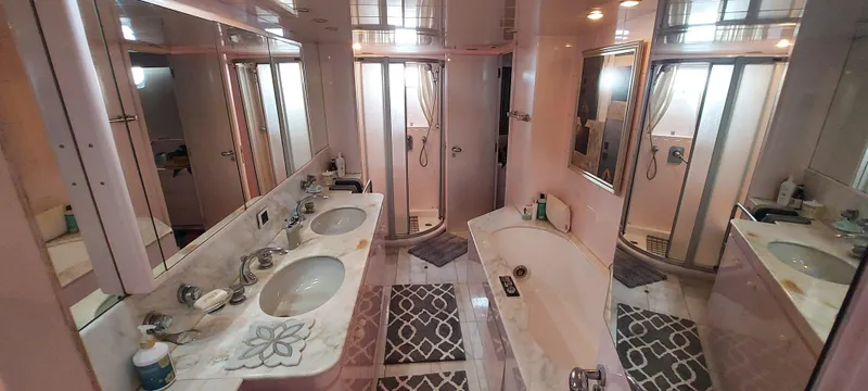 Slide: The Image of Versilcraft Challenger Motor Yacht 1990 - 53