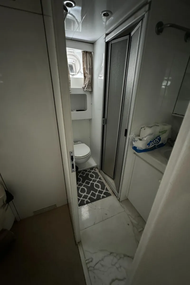 Slide: The Image of Versilcraft Challenger Motor Yacht 1990 - 67