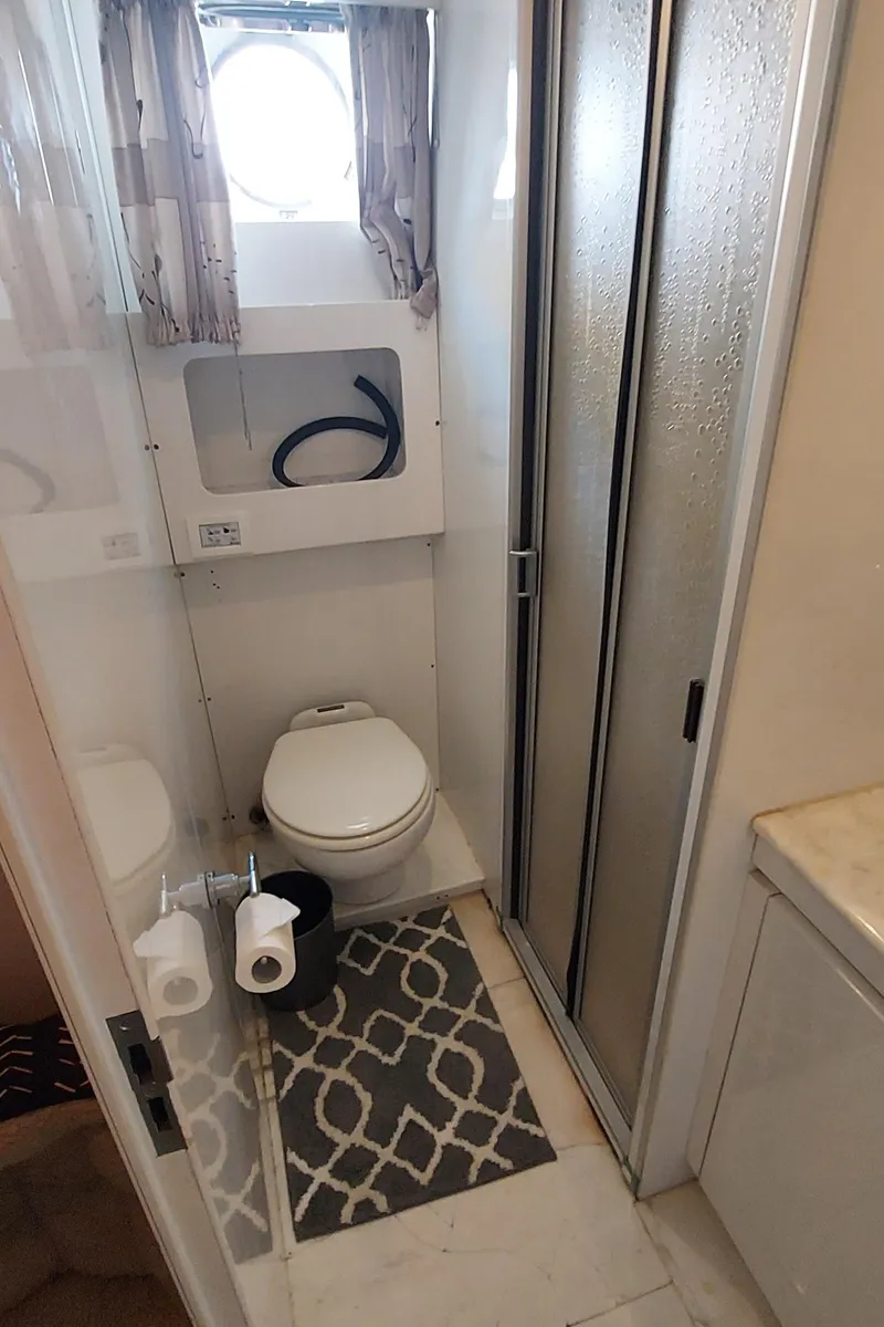 Slide: The Image of Versilcraft Challenger Motor Yacht 1990 - 69