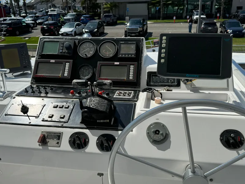 Slide: The Image of Versilcraft Challenger Motor Yacht 1990 - 83