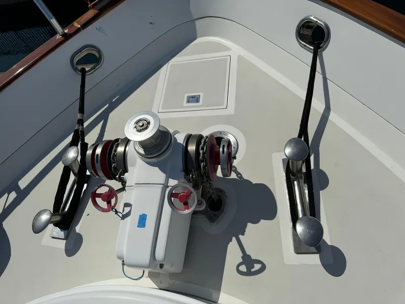 Slide: The Image of Versilcraft Challenger Motor Yacht 1990 - 88