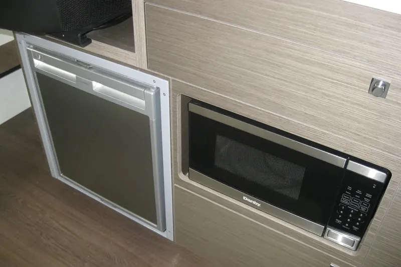 Slide: The Image of Fusion MS-RA70N stereo system on Jeanneau NC 895 Series 2, 2026 model. - 38