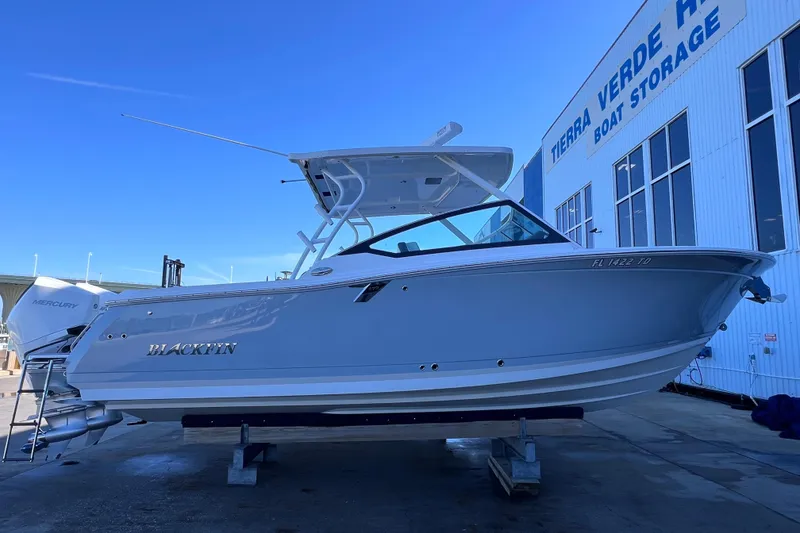 Slide: The Image of 2022 Blackfin 272 DC boat on display at Tierra Verde Marina. - 16