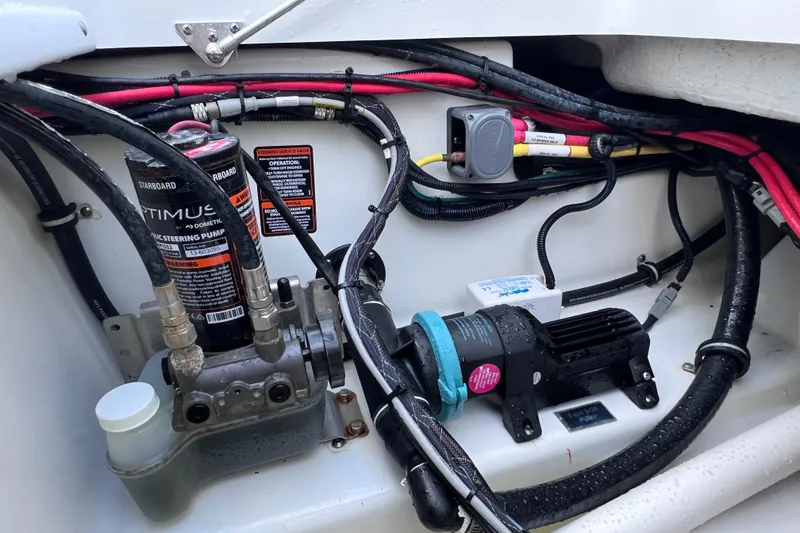 Slide: The Image of 2022 Blackfin 272 DC hydraulic steering system with Optimus pump and wiring. - 93