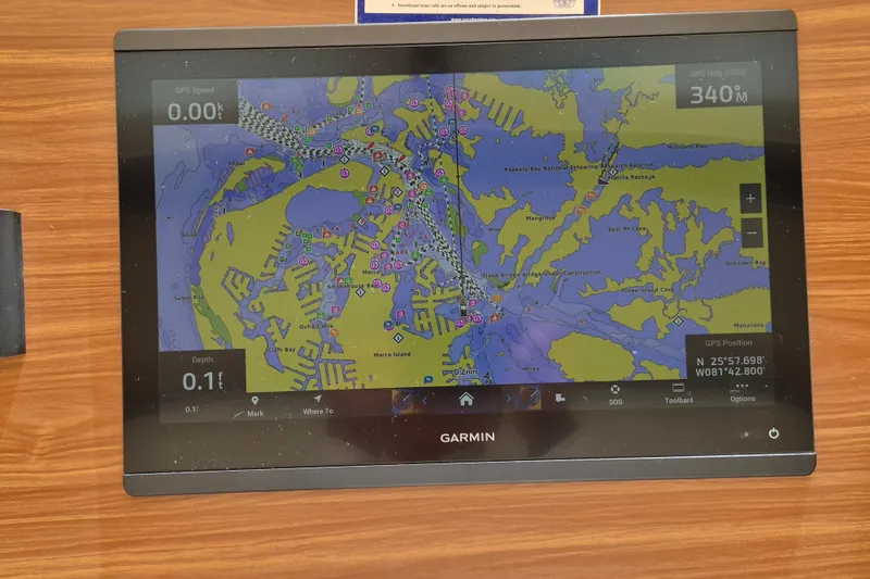 Slide: The Image of Garmin GPS display showing nautical map on Navigator Californian Veneti, 2003 model. - 22