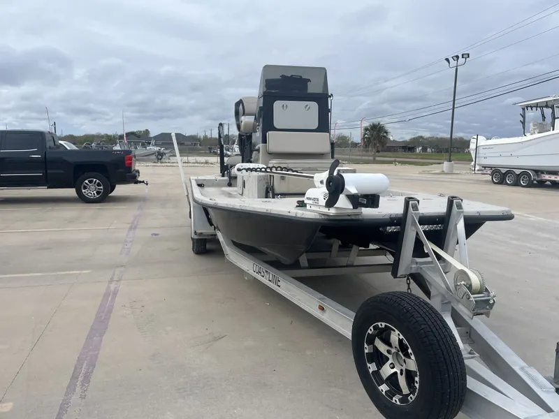 Slide: The Image of Shoalwater 23 Cat 2017 - 6