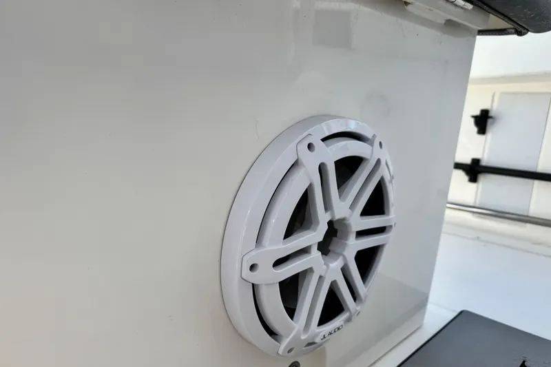Slide: The Image of 2020 Robalo R222 Center Console boat speaker detail. - 19