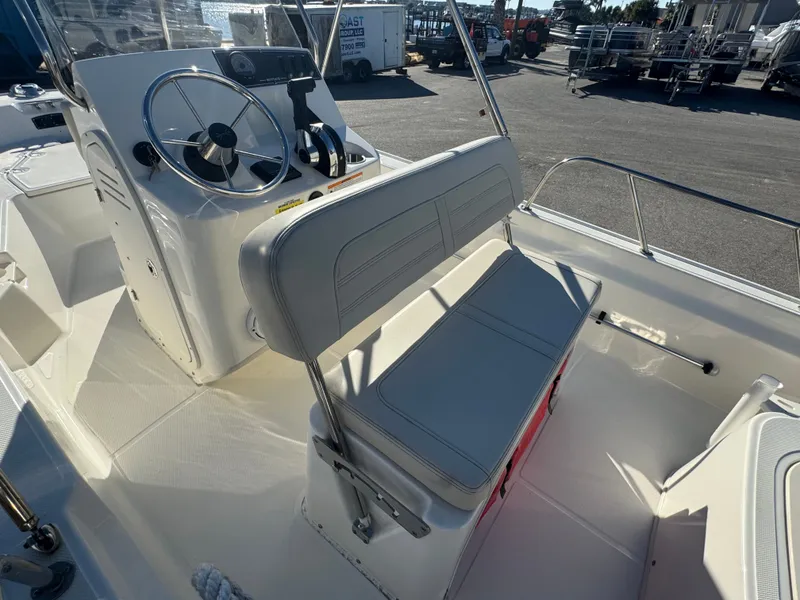 Slide: The Image of Boston Whaler 150 Montauk 2023 - 10
