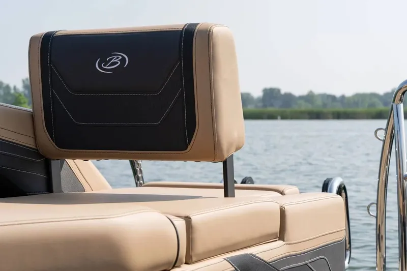 Slide: The Image of Barletta Cabrio 22 M 2026 - 6