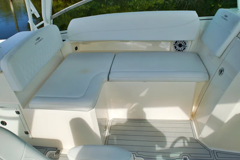 Slide: The Image of 2020 COBIA 330 DC - Image 17 - 17