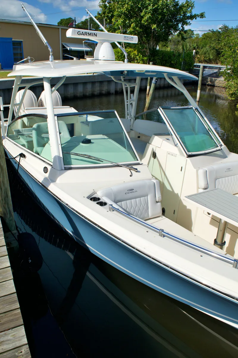 Slide: The Image of 2020 COBIA 330 DC - Image 20 - 20