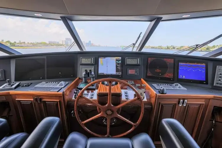 Slide: The Image of 2014 Westport Motoryacht - Image 37 - 37