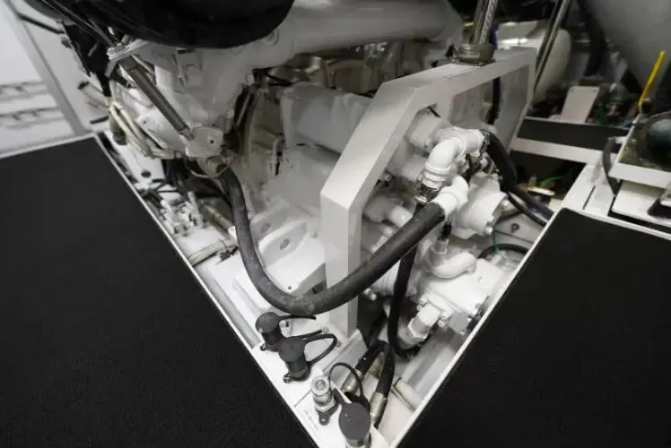 Slide: The Image of 2014 Westport Motoryacht - Image 98 - 98