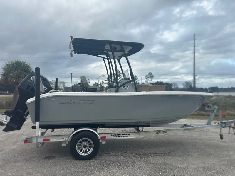 The Image of Sea Pro 199 Center Console 2023 - 1
