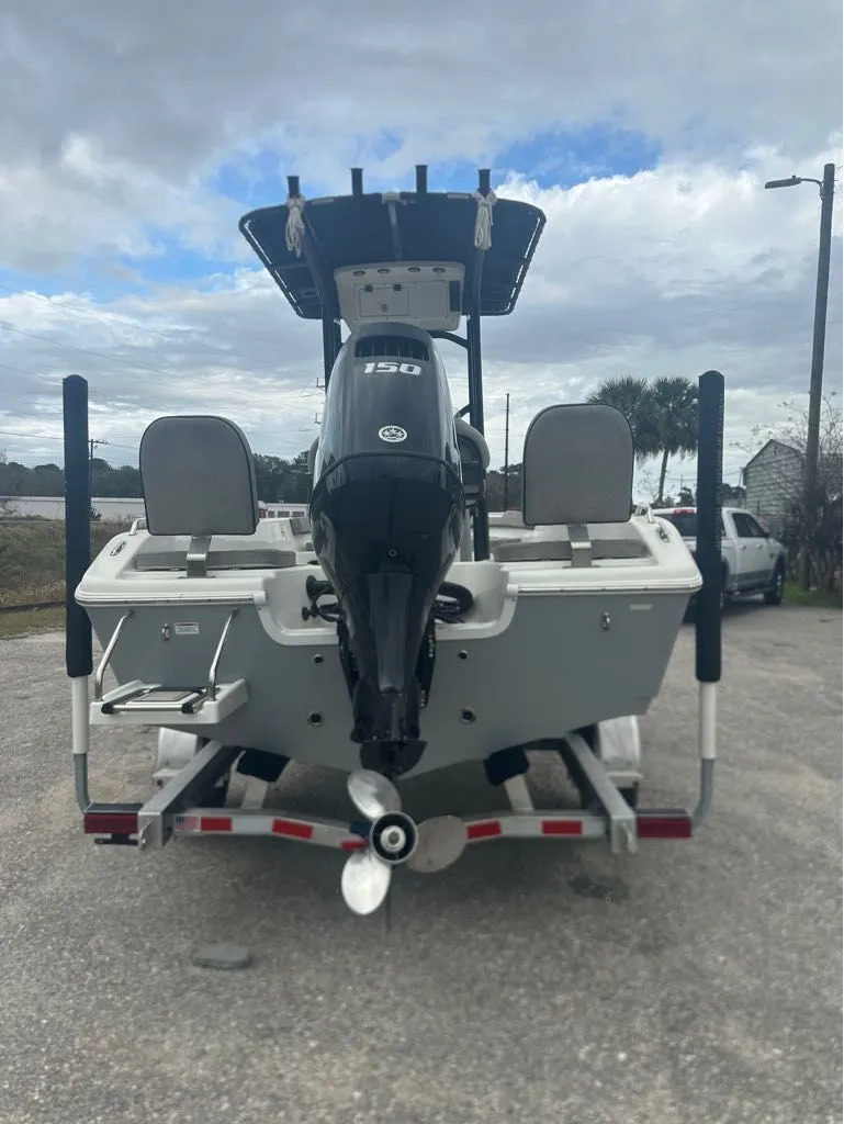 Slide: The Image of Sea Pro 199 Center Console 2023 - 2