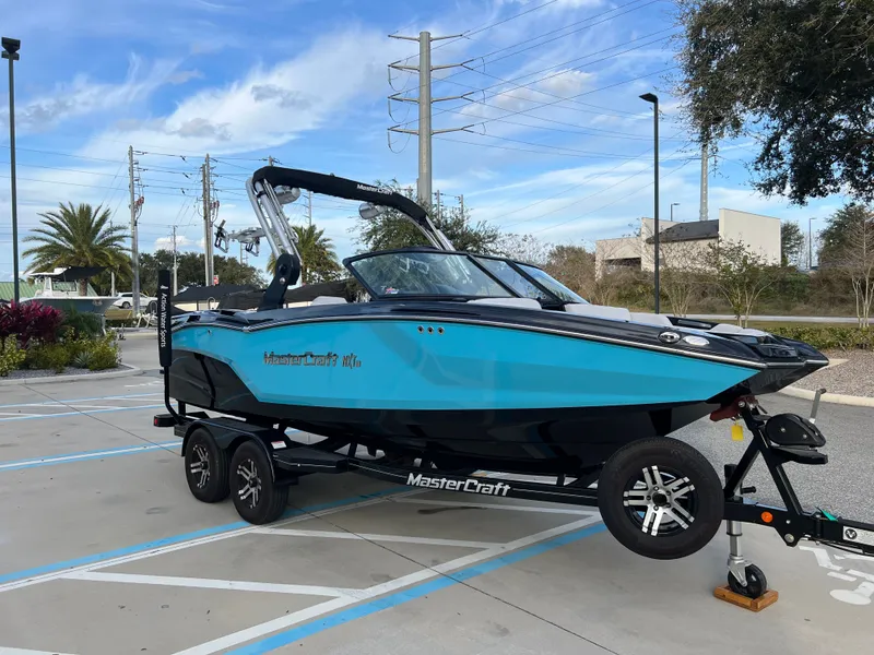 Slide: The Image of MasterCraft NXT20 2020 - 7