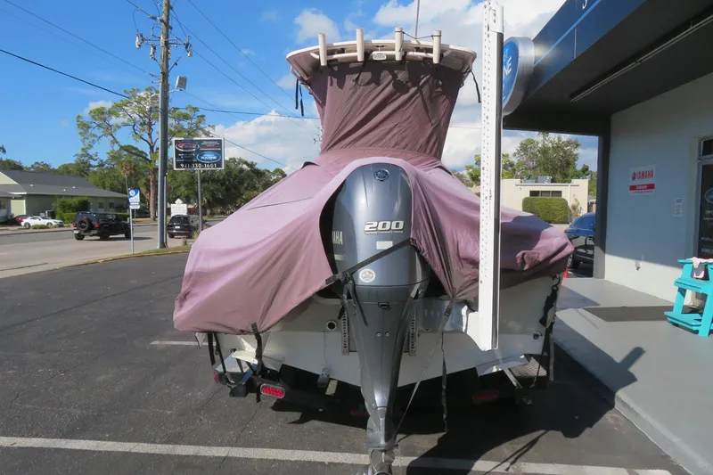 Slide: The Image of 2016 Grady-White Fisherman 209 boat with cover and Yamaha 200 engine. - 81