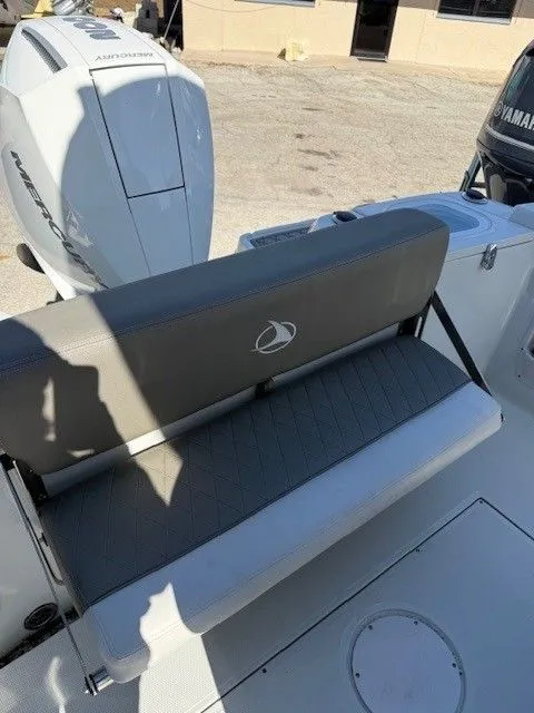 Slide: The Image of Finseeker 210 FC 2023 - 10