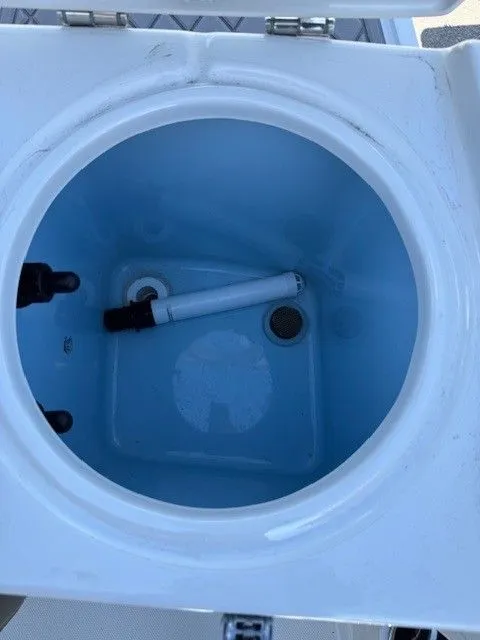 Slide: The Image of Finseeker 210 FC 2023 - 8