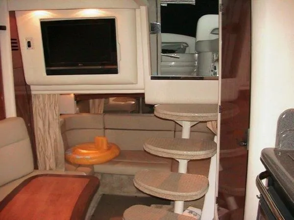 Slide: The Image of Sea Ray 320 Sundancer 2006 - 6