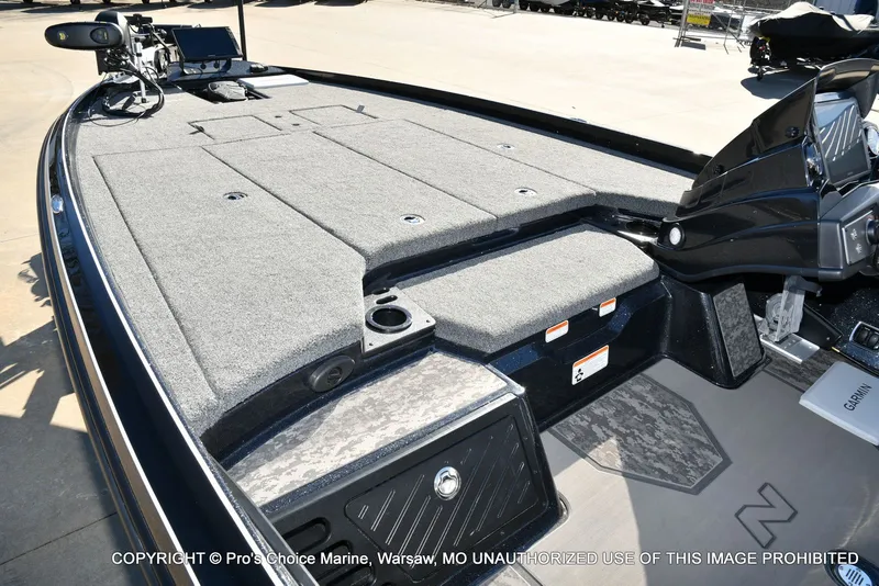 Slide: The Image of Nitro Z21 XL Pro 2026 - 16