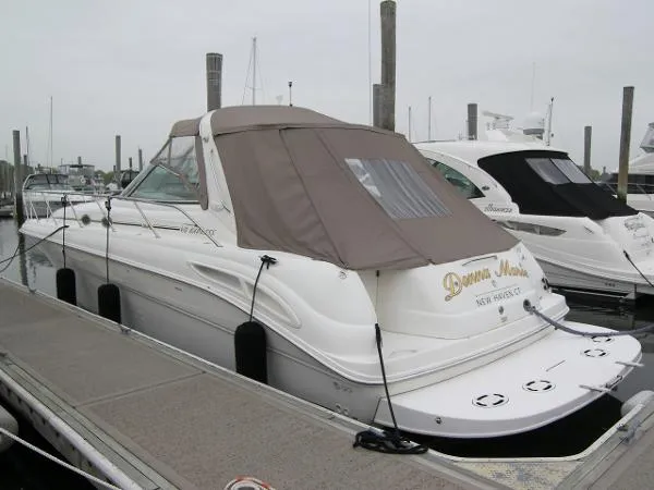 Slide: The Image of Sea Ray 410 Express Cruiser 1999 - 0