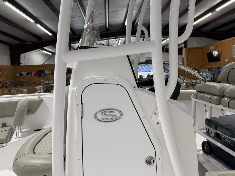 Slide: The Image of Sportsman Heritage 231 Center Console 2022 - 33