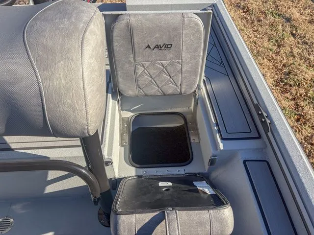 Slide: The Image of Avid 20 Rogue CC 2026 - 7