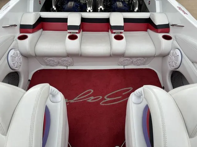 Slide: The Image of Baja 36 Outlaw 2000 - 11