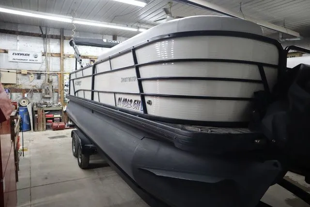 Slide: The Image of Godfrey Sweetwater 2286 SFL Triple Tube Package 2021 - 12