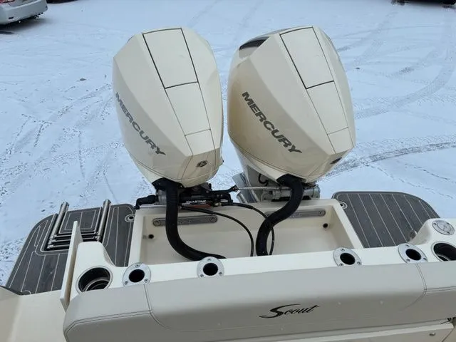 Slide: The Image of Scout 255 Dorado 2026 - 3