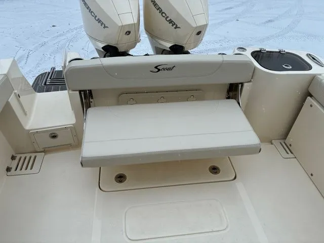 Slide: The Image of Scout 255 Dorado 2026 - 5