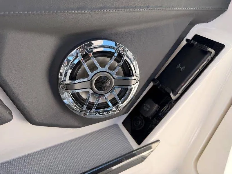 Slide: The Image of Chaparral SSX 30 2026 - 38