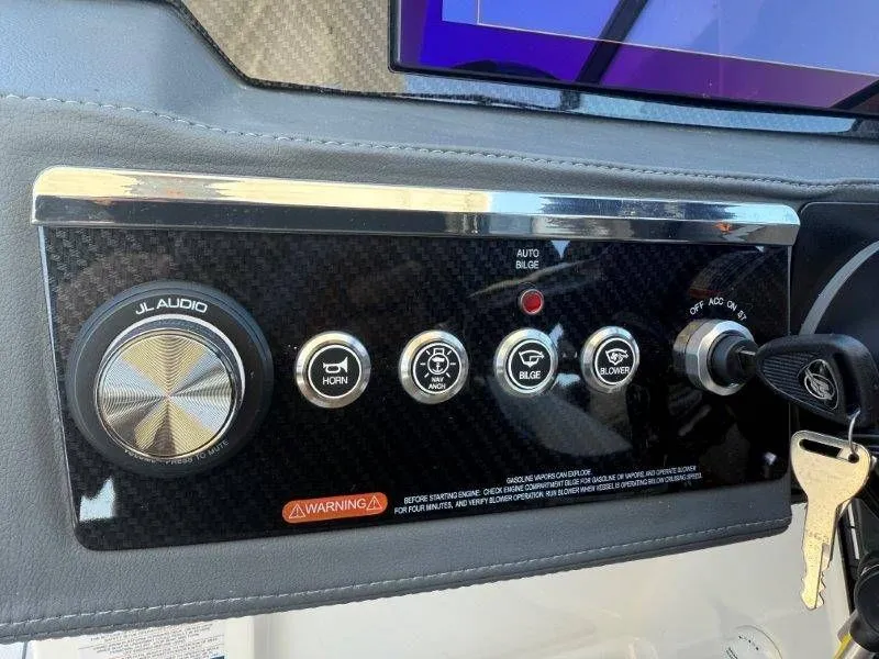 Slide: The Image of Chaparral SSX 30 2026 - 62