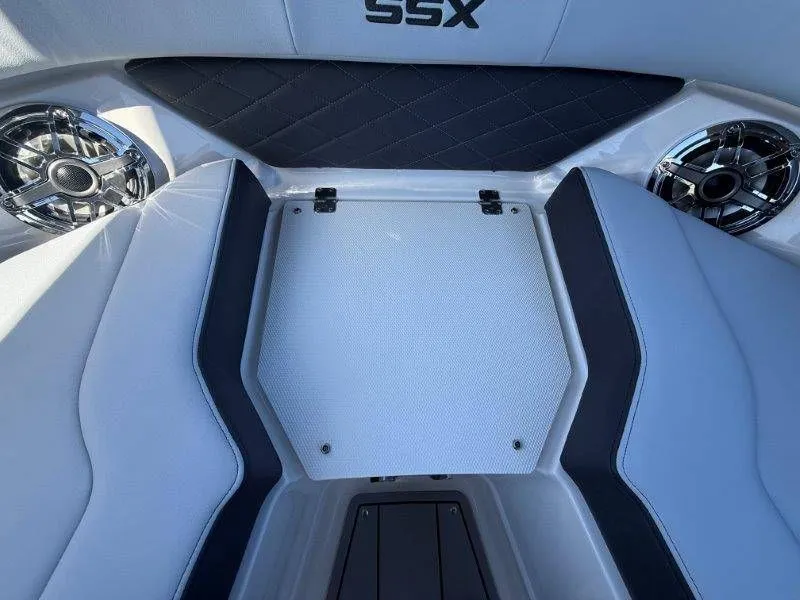 Slide: The Image of Chaparral SSX 30 2026 - 90